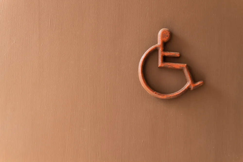 Aide au conjoint handicapé : une charge non indemnisable